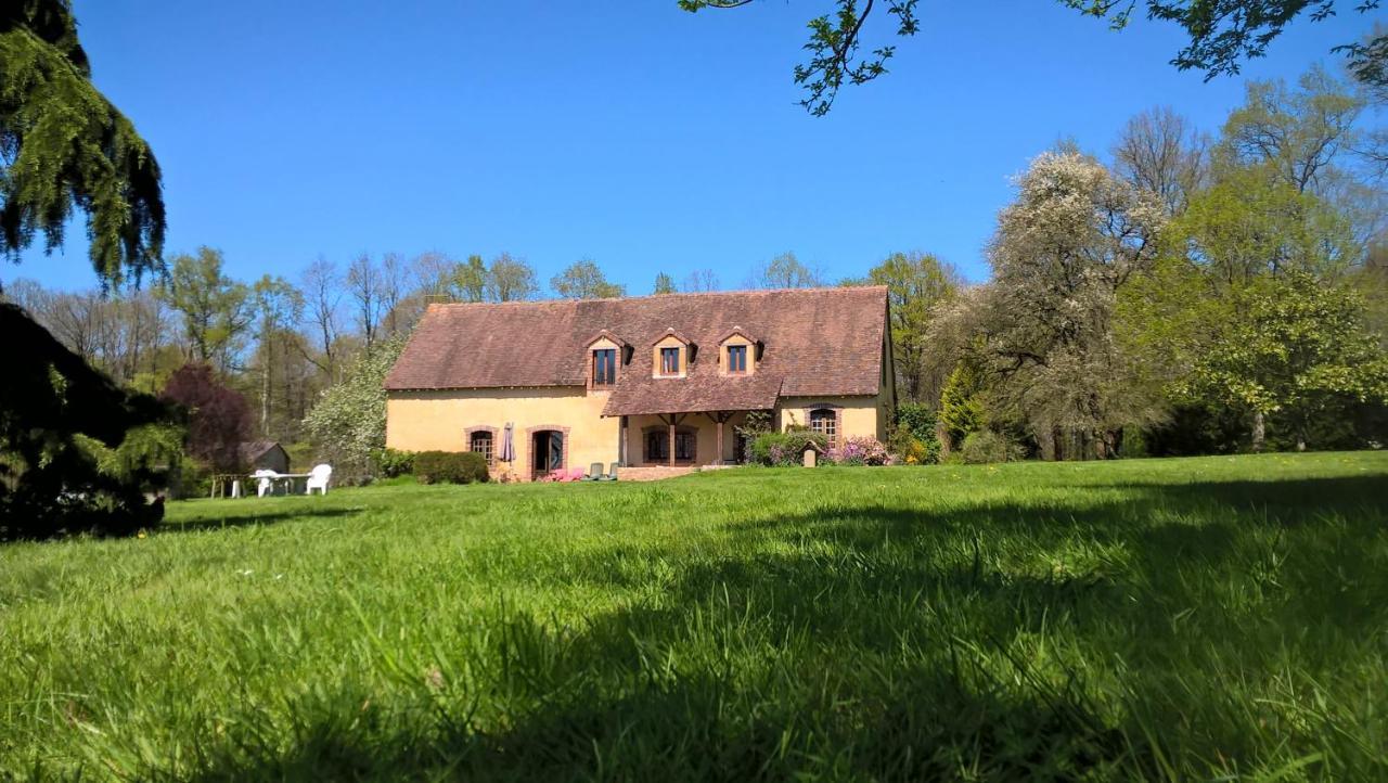 Chambres D'Hotes Domaine De La Jonquiere, Bouloire Exterior photo